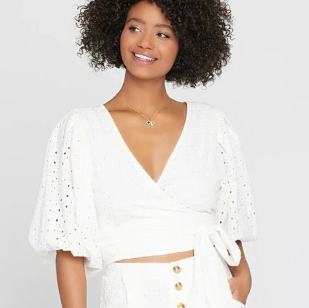 L*SPACE Eyelet Amalfi Crop Top in White Size Small